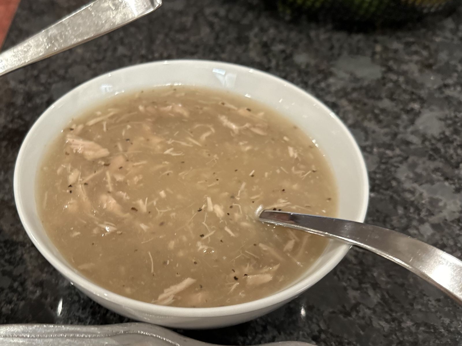 Turkey Gravy with Pan Drippings and Shredded Turkey Neck